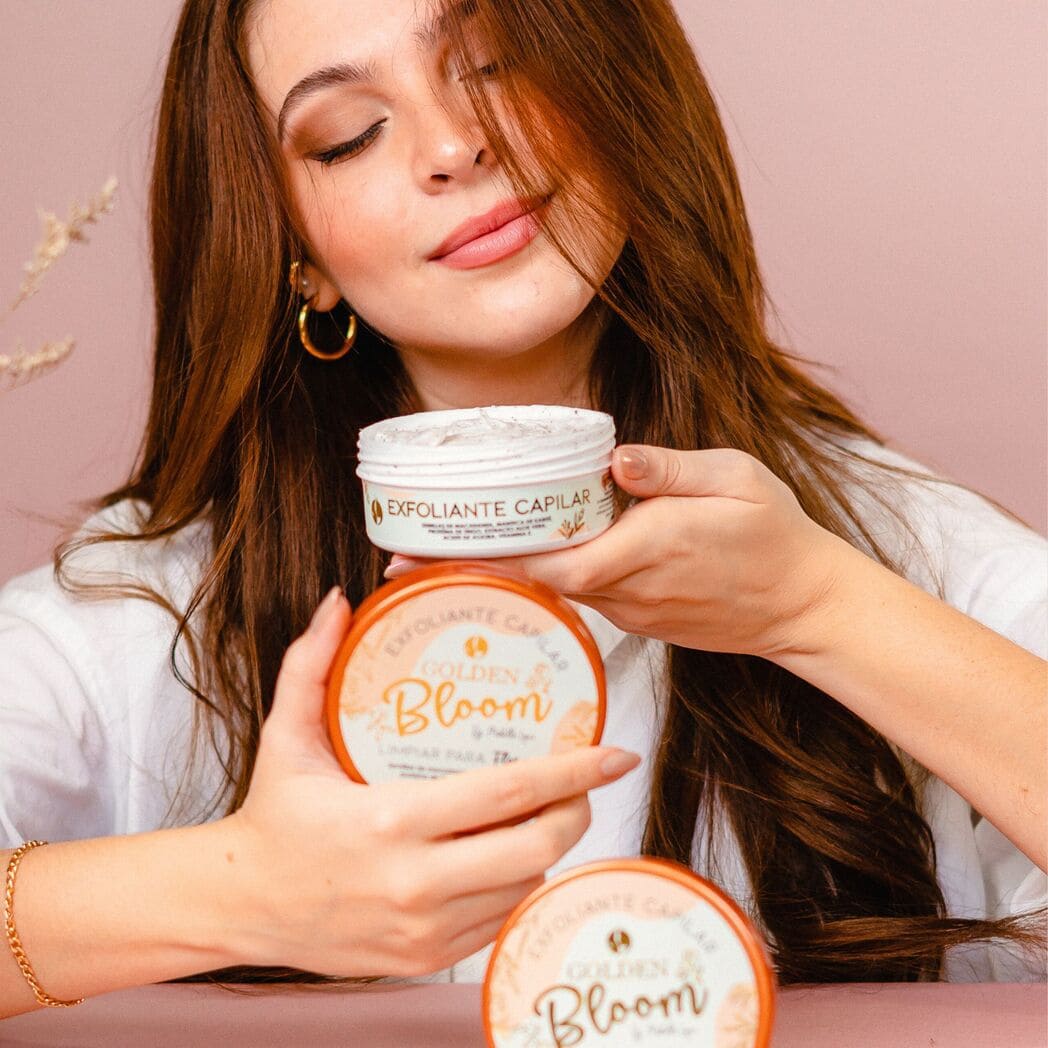 Golden Bloom - Exfoliante Capilar + Masajeador Bundle - Golden Coconut